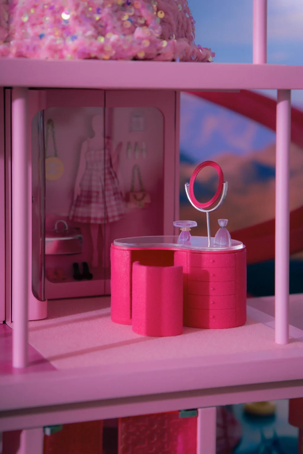 Vestidor y tocador de Barbie's Dreamhouse en impresión 3D.