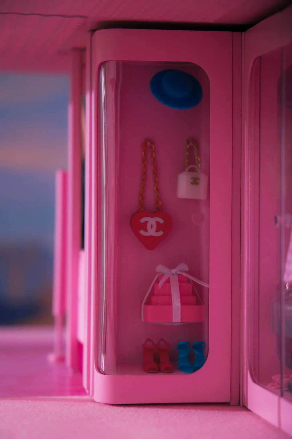 Armario de accesorios de Barbie's Dreamhouse en impresión 3D.